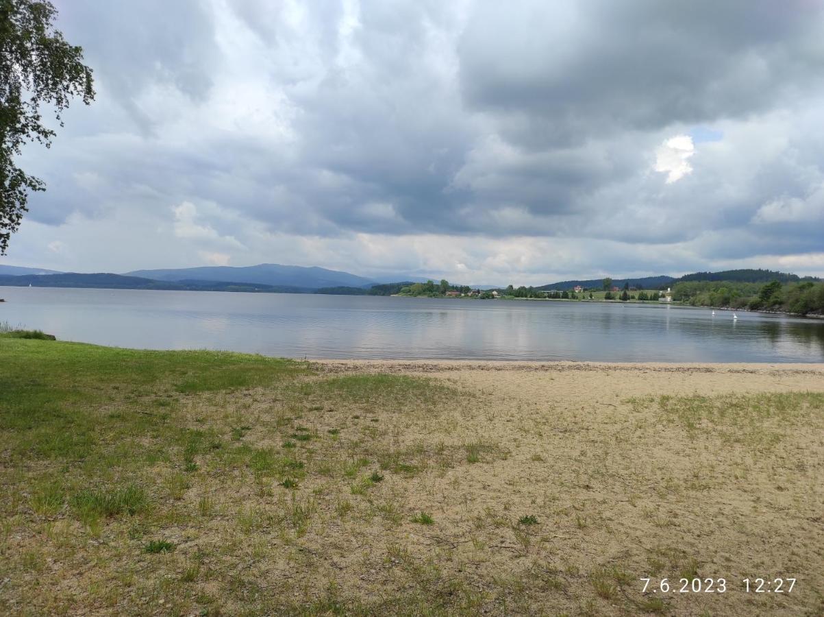 Apartman U Vrbu Cerna v Posumavi Luaran gambar